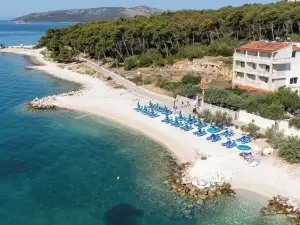 Hotel Segetski Dvori Beachfront Oasis & Tradition since 1964 - Split Trogir Riviera