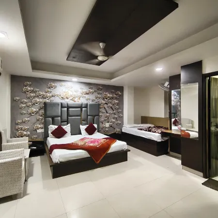 Hotel Grand Navjyoti