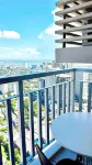 MR BED-Skyline View Condo With POOL - 2つ星
