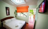 VILLA VICTORIA - Pools
