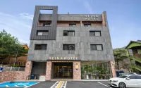 Namyangju Reina Hotel - parking