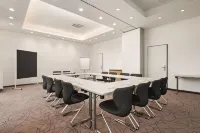 Super 8 by Wyndham Munich City North - 3-نجوم