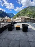 MOUNTAIN SUITE Hotel Apartment - فطور