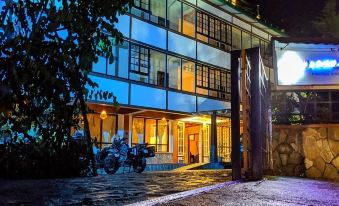 Hotel 100 Petals - Gangtok 12 Mins from MG Marg