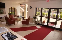 Days Inn & Suites by Wyndham Williamsburg Colonial