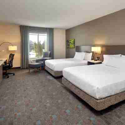 Hilton Garden Inn Toronto-Oakville Rooms