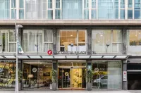 Eurostars Cristal Palace Hotels near Casa Batlló