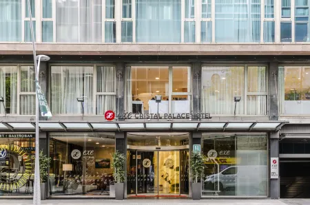 Eurostars Cristal Palace Отели рядом с достопримечательностью «Рамблы (Пешеходные улицы)»