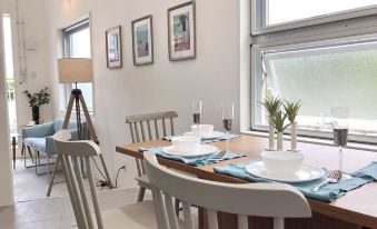 Front Field Anonymous Wave