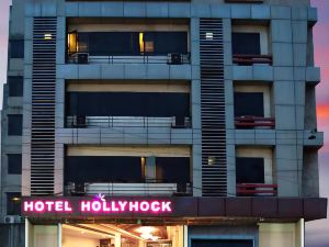 Hotel Hollyhock