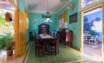Casa Sarahi, Room 3, Beautiful Bedroom at Trinidad's Heart