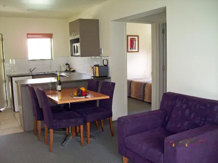 La Rochelle Motel Отели в г. Такамачуа