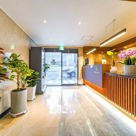 Ulsan Jinha Hotel Lorento Отели рядом с достопримечательностью «Пляж Джинха»
