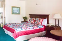 Razorback Lodge