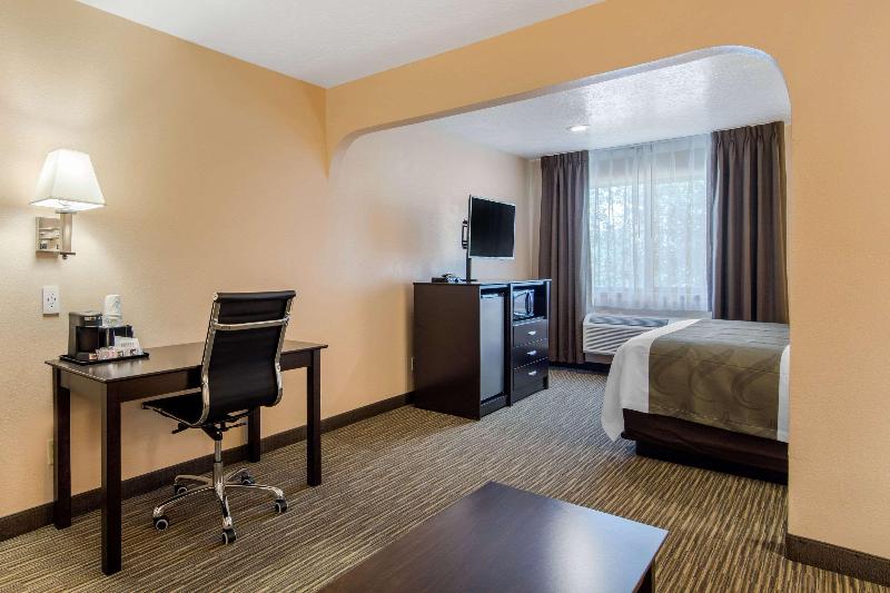 Quality Inn & Suites Albuquerque West