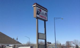 Timber Motel - Housity