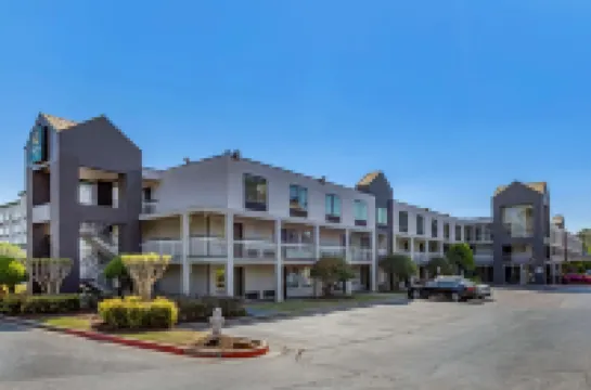 ควอลิตี้อินน์ ดูลูธ - แอตแลนตา นอร์ทอีสต์ โรงแรมในดุลูท