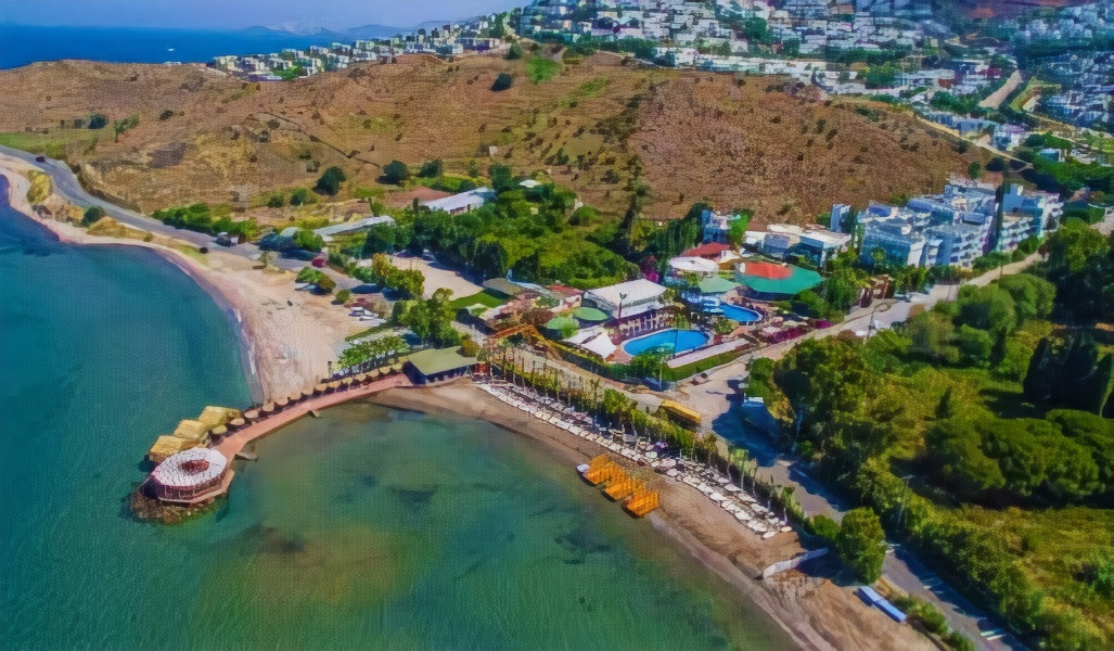 Golden Beach Hotel