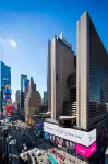 New York Marriott Marquis Hotels near Lower Manhattan