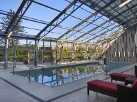 Hilton Toronto Airport Hotel & Suites Hotels near Malton
