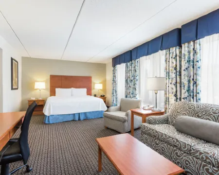 希爾頓歡朋酒店-莫爾黑德市 卡特雷特縣酒店