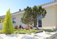 Charming Pavillon Bordelais (Accommodation Whole)