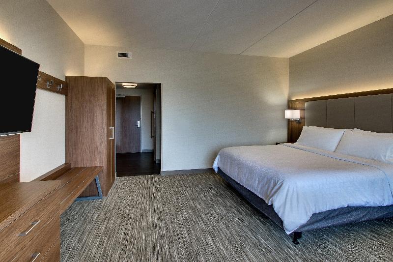 Holiday Inn Express & Suites Troy, an Ihg Hotel