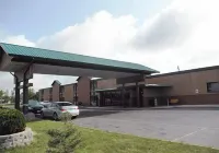 Quality Inn Thief River Falls - 駐車場