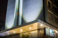 V Hotel Visakhapatnam 돈다파리시 호텔