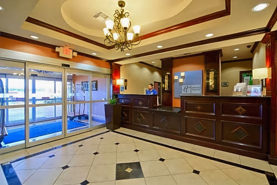 Holiday Inn Express Hotel & Suites Terrell, an Ihg Hotel