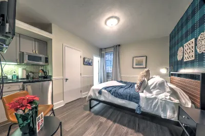 Great Value South End Studio! Hotels in 