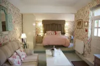 The Cottage Hotel Hotels in Rushcliffe