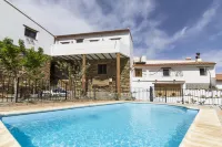 Romantic House for 2 or 4 People with Jacuzzi