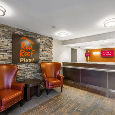Red Roof Plus+ South Deerfield - Amherst