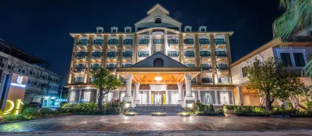 Hotel Muq Отели рядом с достопримечательностью «Chao Mae Song Nang Phi Nong Shrine»