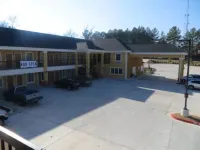Garden Inn and Suites