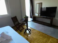 Apollon Filoxenia Hotels in Loutraki