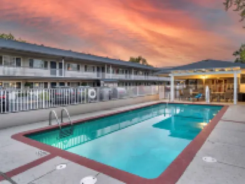 Best Western Town House Lodge Hotels in Modesto