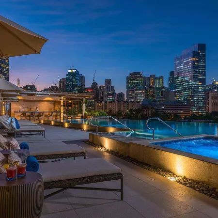 Discovery Primea, Manila