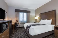 La Quinta Inn & Suites by Wyndham Fairbanks Airport Hotels in College