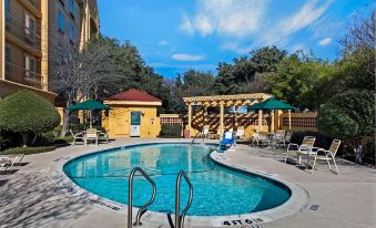 La Quinta Inn & Suites by Wyndham Dallas Arlington South