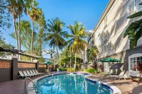 La Quinta Inn & Suites by Wyndham Ft. Lauderdale Plantation فنادق في ديفي