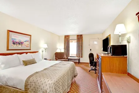 Ramada by Wyndham West Memphis