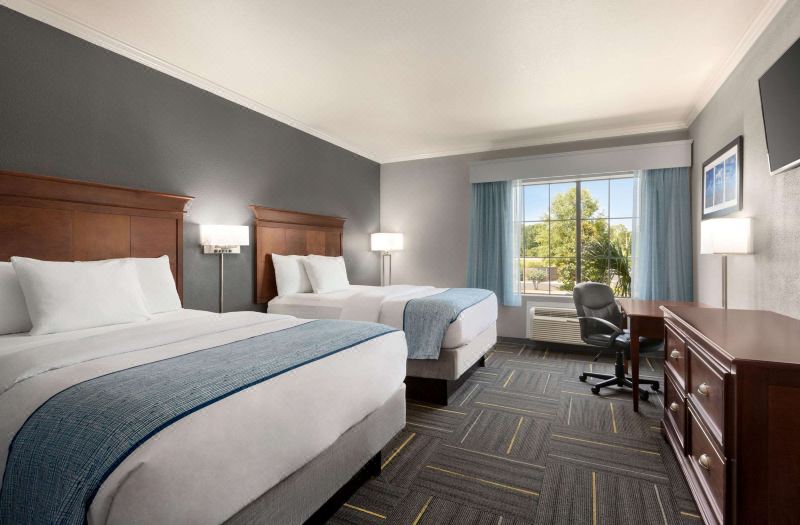 La Quinta Inn & Suites by Wyndham Dublin