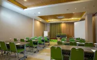 Ascent Hotel & Cafe Malang