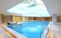 FLC Luxury Resort Vinh Phuc - piscina