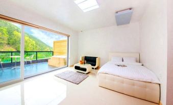 Tongyeong Hue Spa Pension