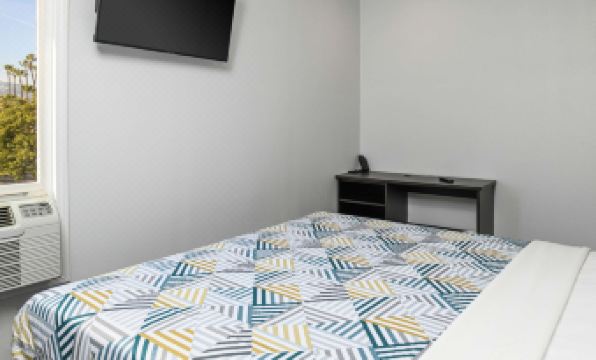 Motel 6 San Pedro, CA – Port of Los Angeles