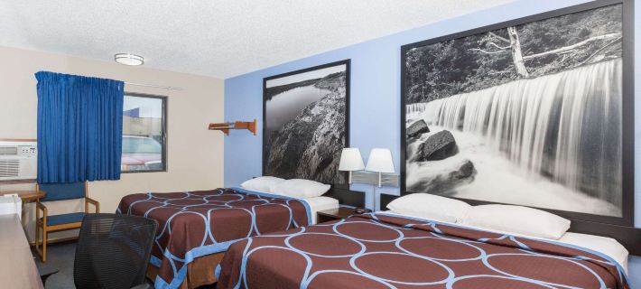 Super 8 by Wyndham Manhattan KS Hotels in Manhattan