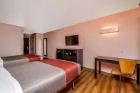 Motel 6 Peoria, IL